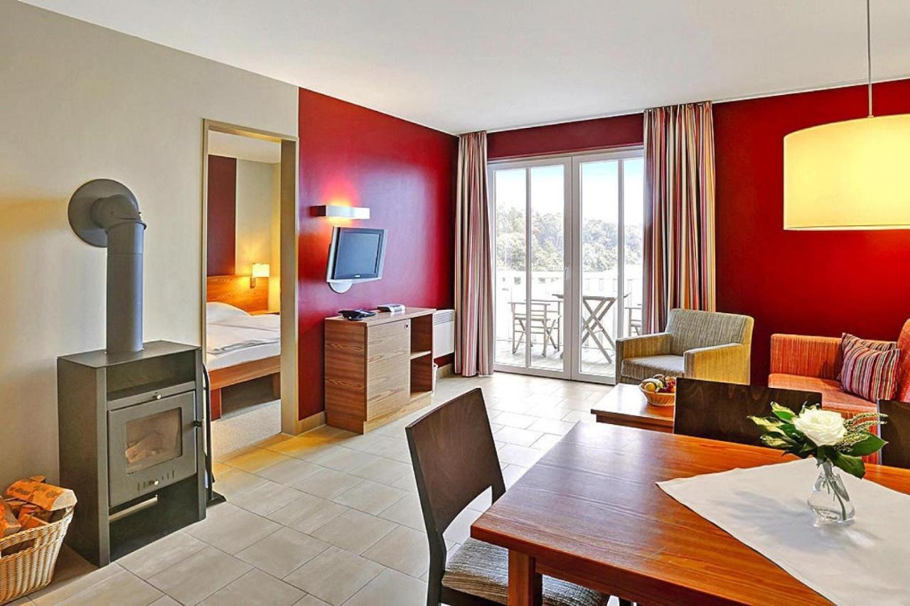 Resort Dorfhotel Boltenhagen Boltenhagen Extérieur photo